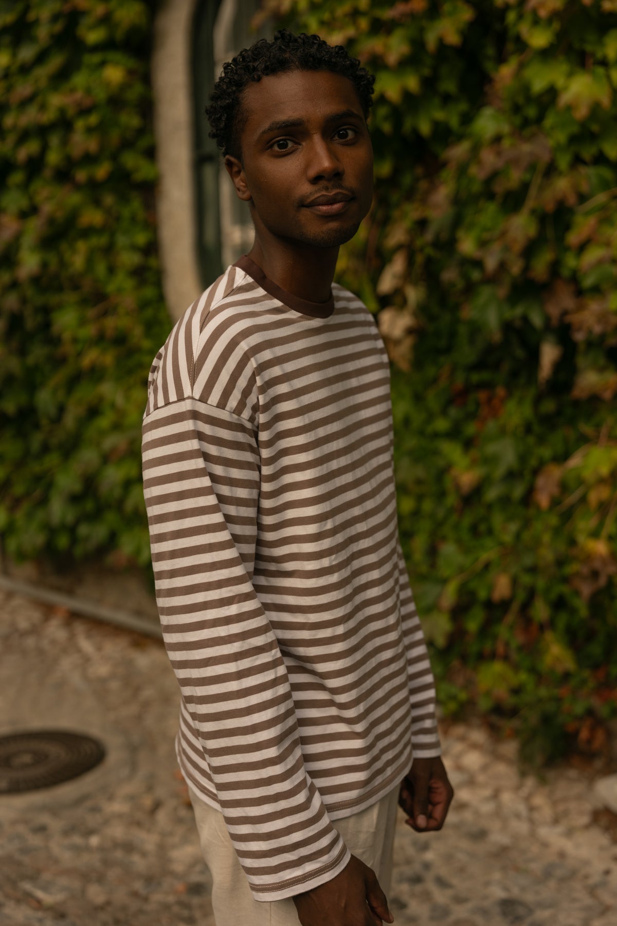 Longsleeve riscas Castanho