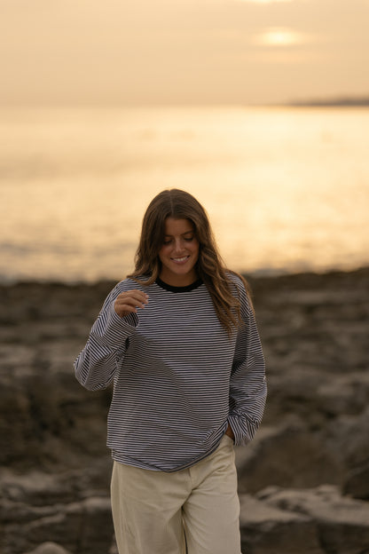 Longsleeve riscas Pretas